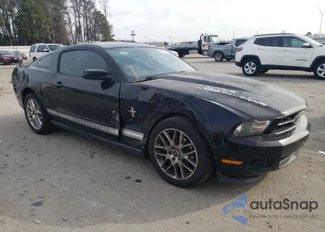 2012 Ford Mustang z USA, uszkodzony, nr VIN 1ZVBP8AM1C5258052